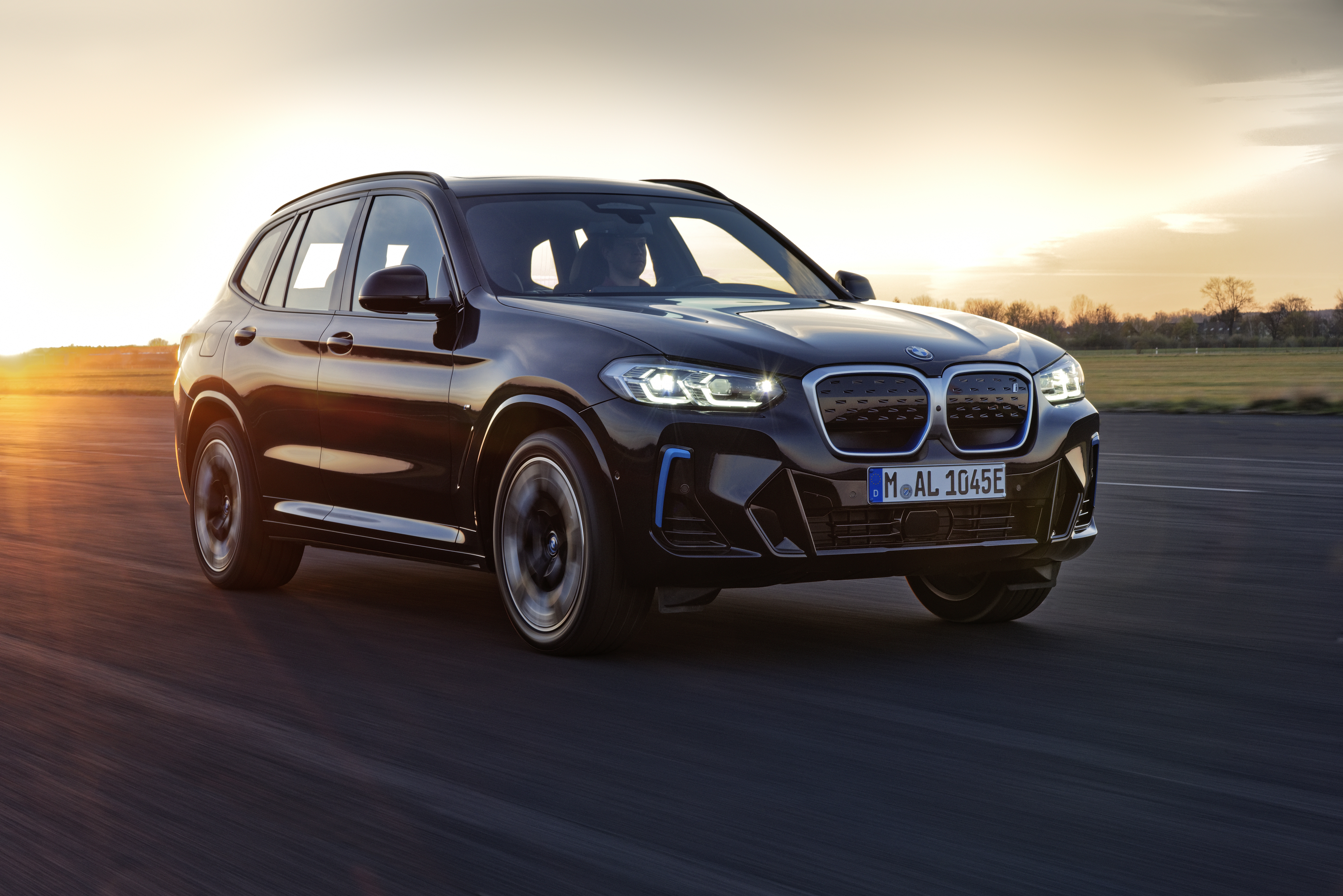 Superlease BMW iX3 leasen 5
