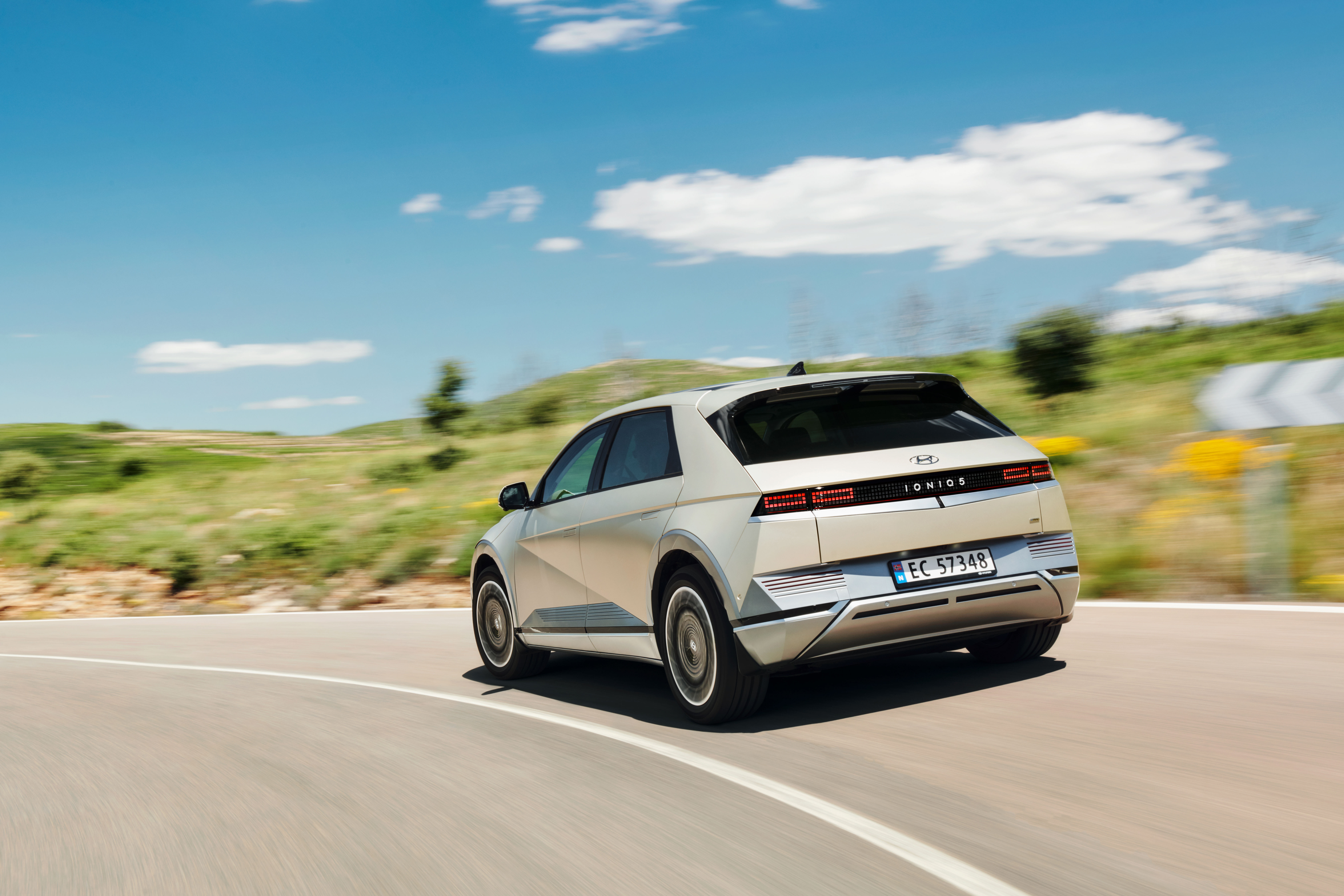 Superlease Hyundai Ionic 5 lease 1