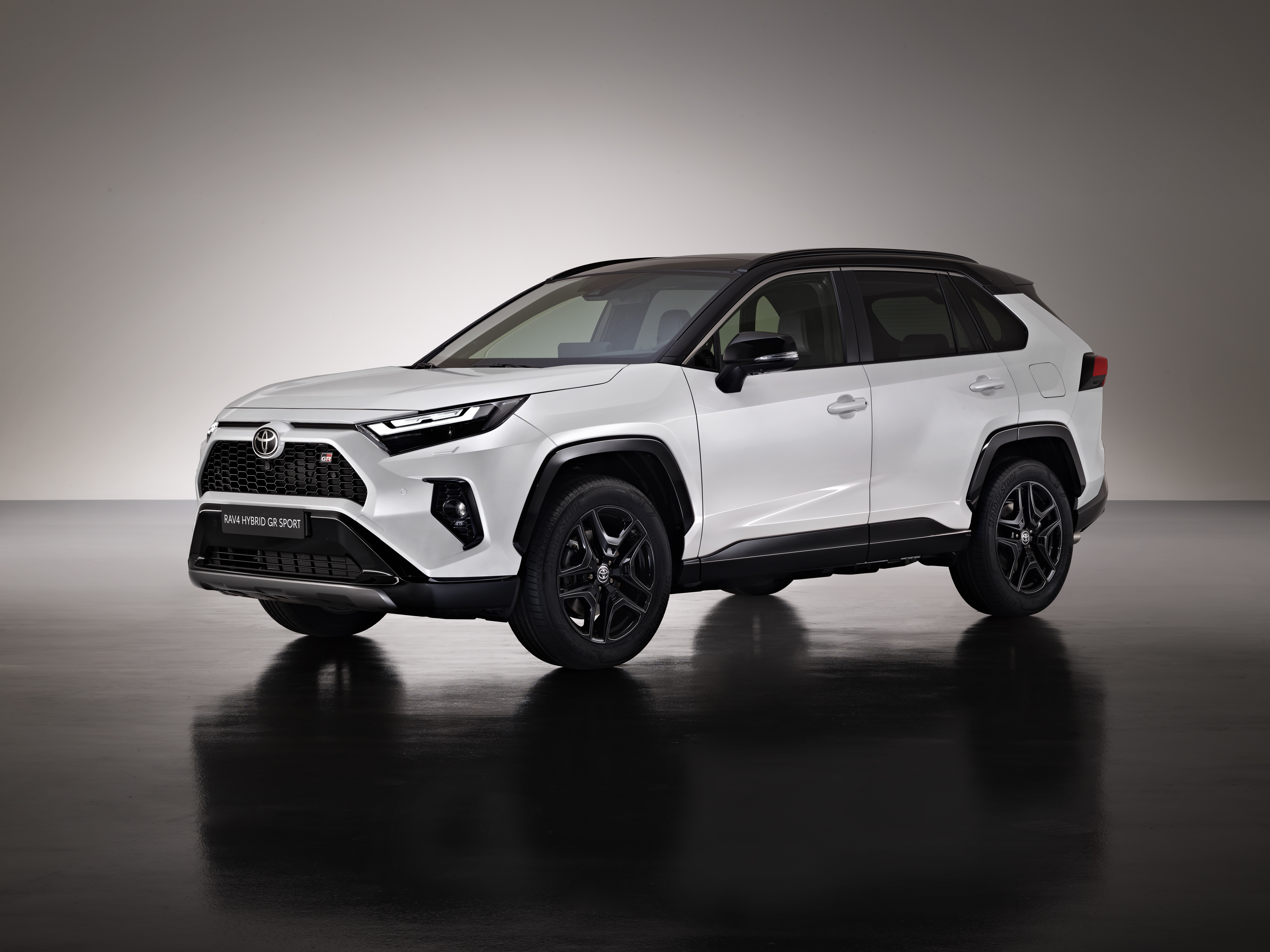 Superlease Toyota RAV4 lease 1